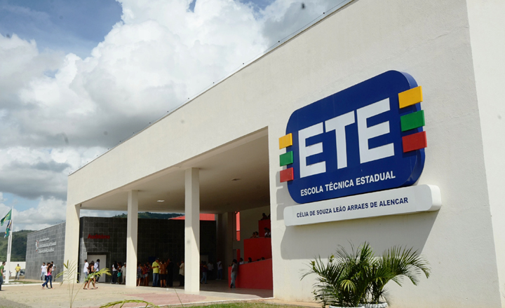 escola técnica estadual