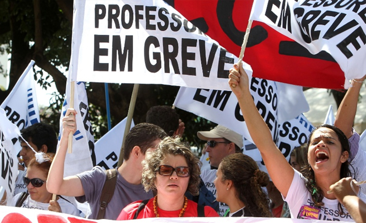 1 greve professores