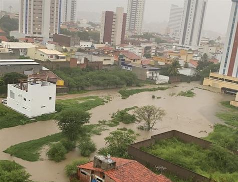 chuva emer
