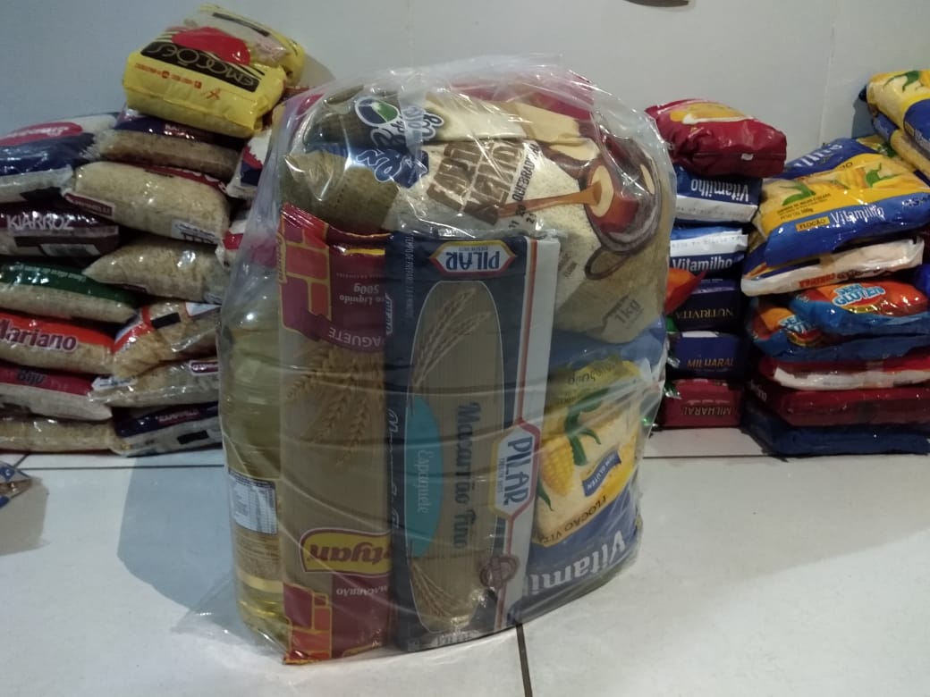 Cesta básica foto Zezé