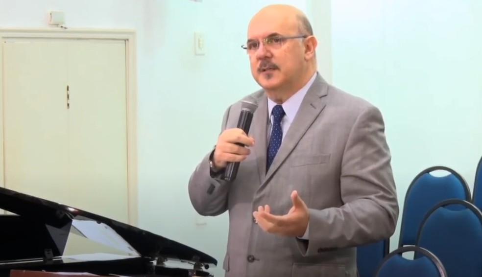 pastor milton ribeiro