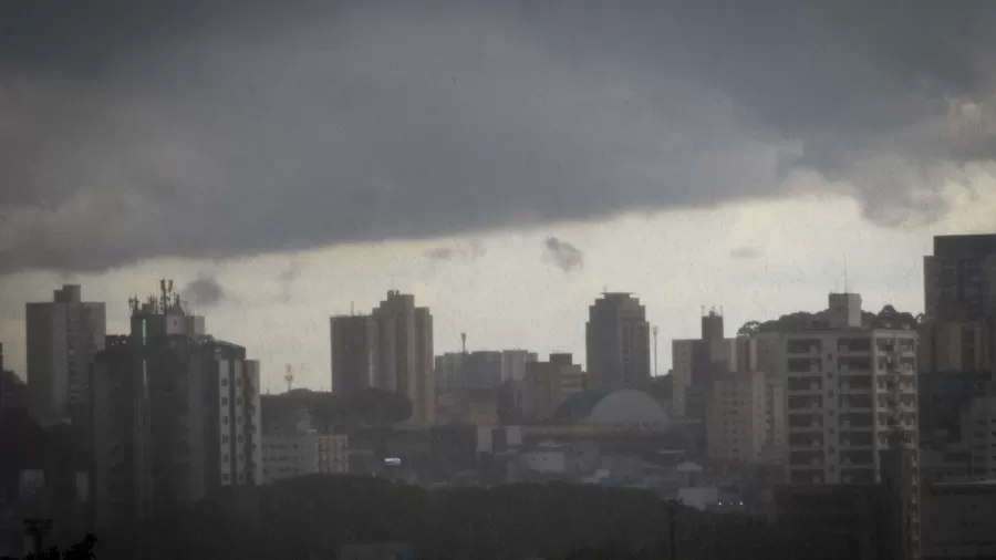 com tempo abafado sao paulo tem areas de instabilidade e regioes em estado de atencao para temporais e alagamentos neste sabado 1670096424041 v2 900x506